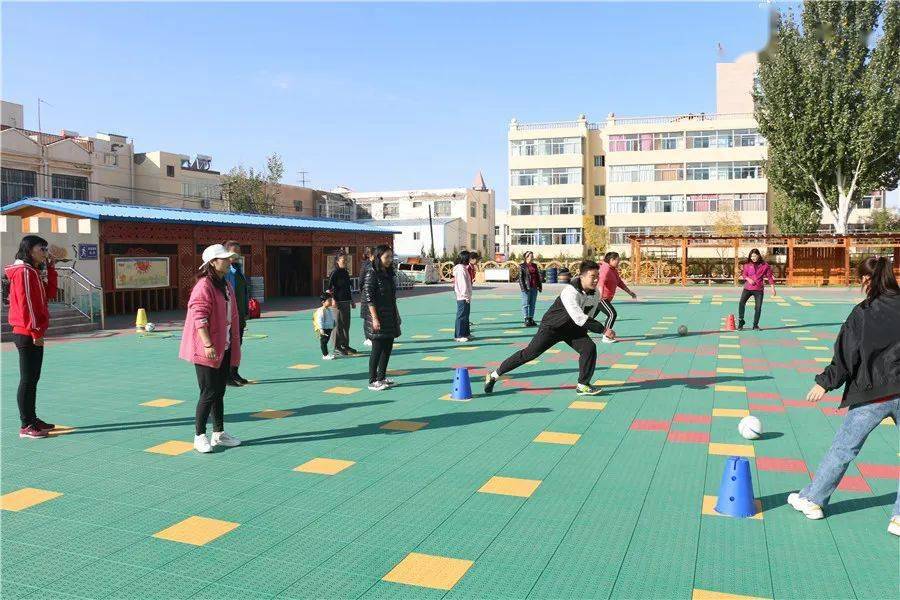 
《小足球大教育》足球游戏培训“开云电竞”(图4)