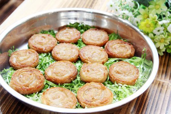 ‘开云电竞官网’王智助阵《李茶的姑妈》首映礼 产后瘦身成功如少女(图2) 开云电竞