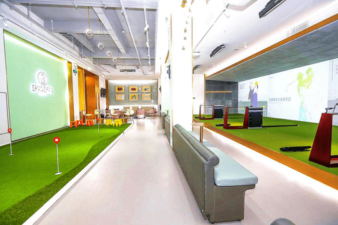 
高尔夫模拟器训练+下场实战 听说这是学好高尔夫的一条捷径：开云电竞(图5)